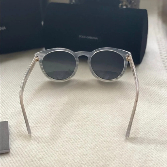 ! New! Dolce & Gabbana Dolce Dg4285 Sunglasses! - Picture 3 of 6